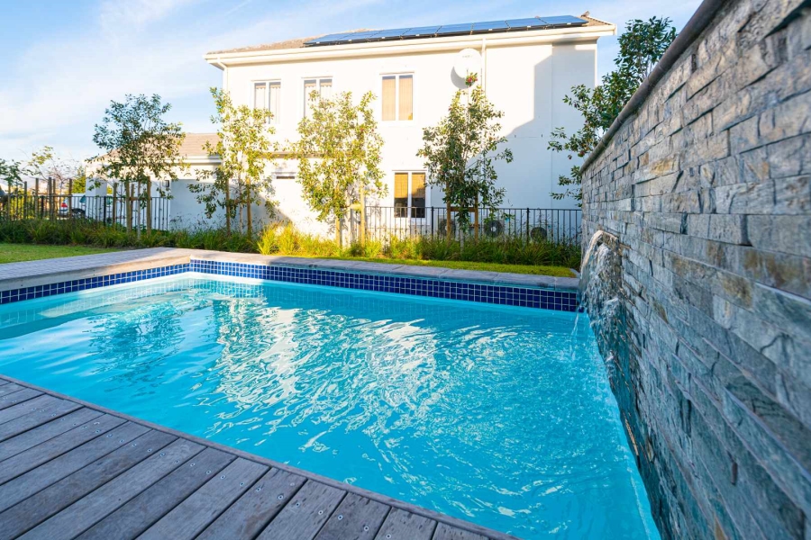 To Let 3 Bedroom Property for Rent in Val De Vie Estate Western Cape